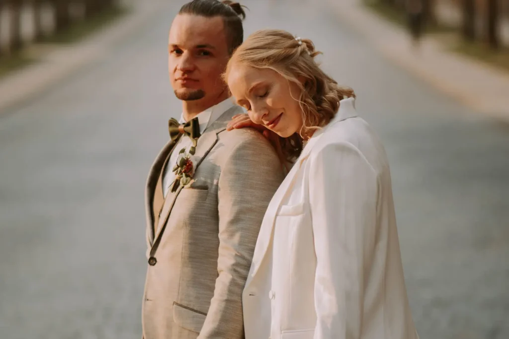 Alex und Stella Wange an Wange
