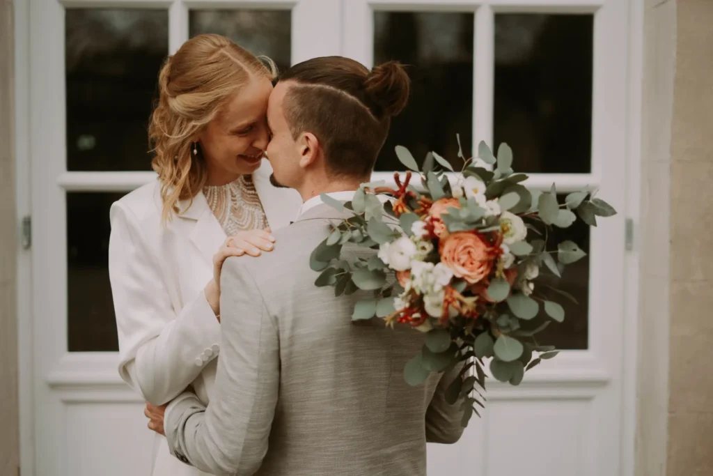 Stella und Alex bei ihrer Hochzeit im Schlossgarten Fulda
